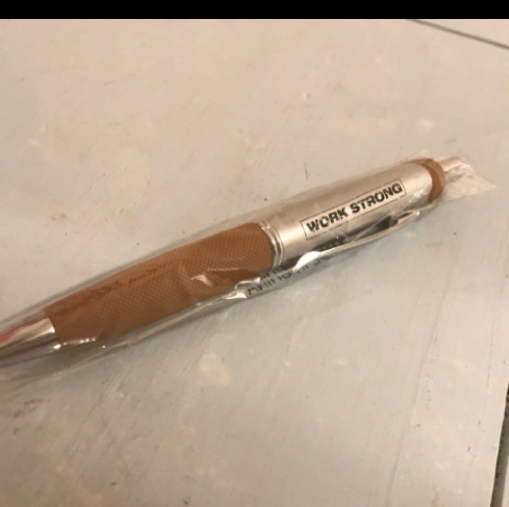 Carhartt work strong pen